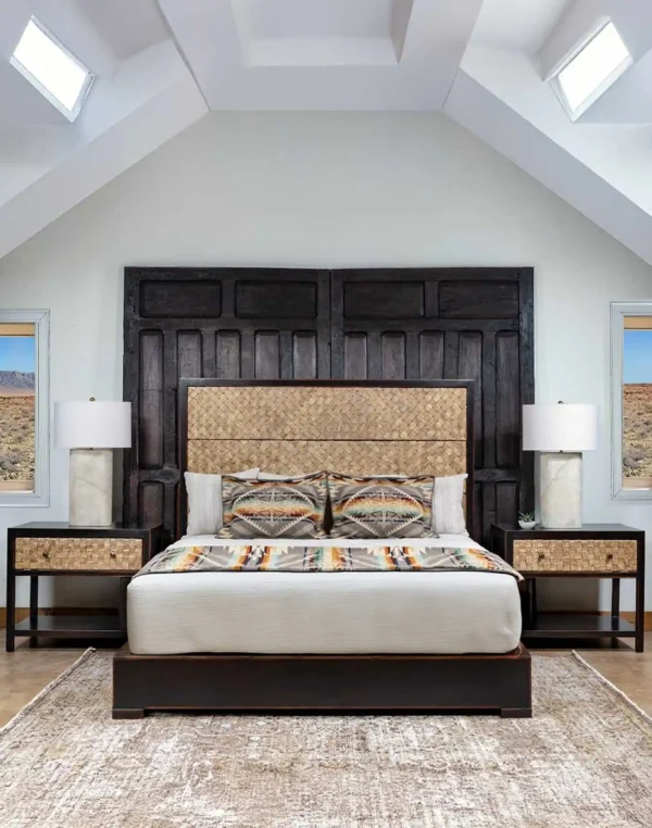 Llano Sand Leather Bed